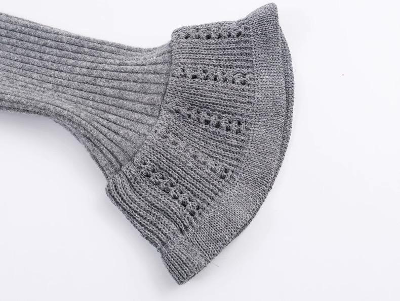 RUFFLE TRIM KNIT CARDIGAN