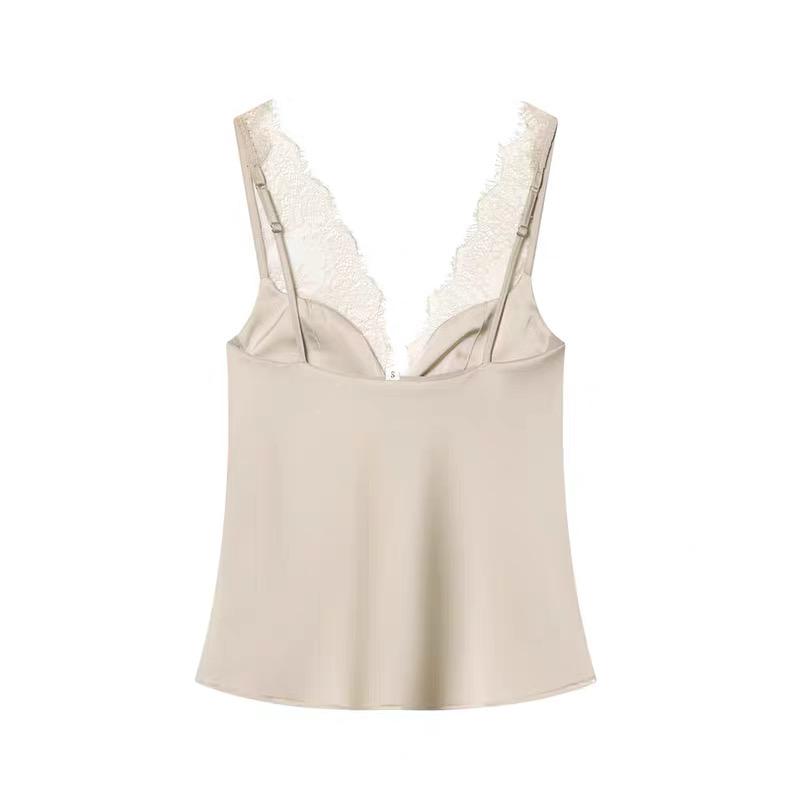 LACE TRIM PEPLUM CAMI