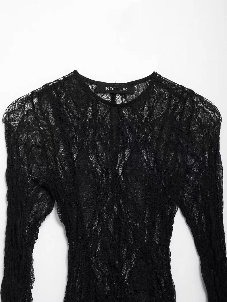 FLORAL LACE LONG SLEEVE TOP