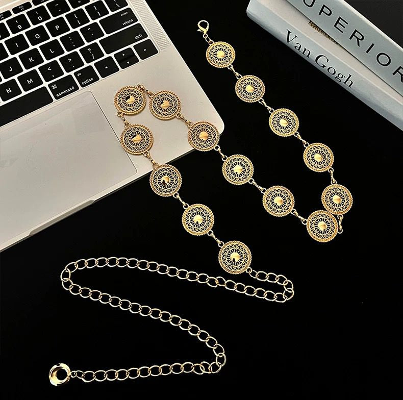 VINTAGE MEDALLION WAIST BELT