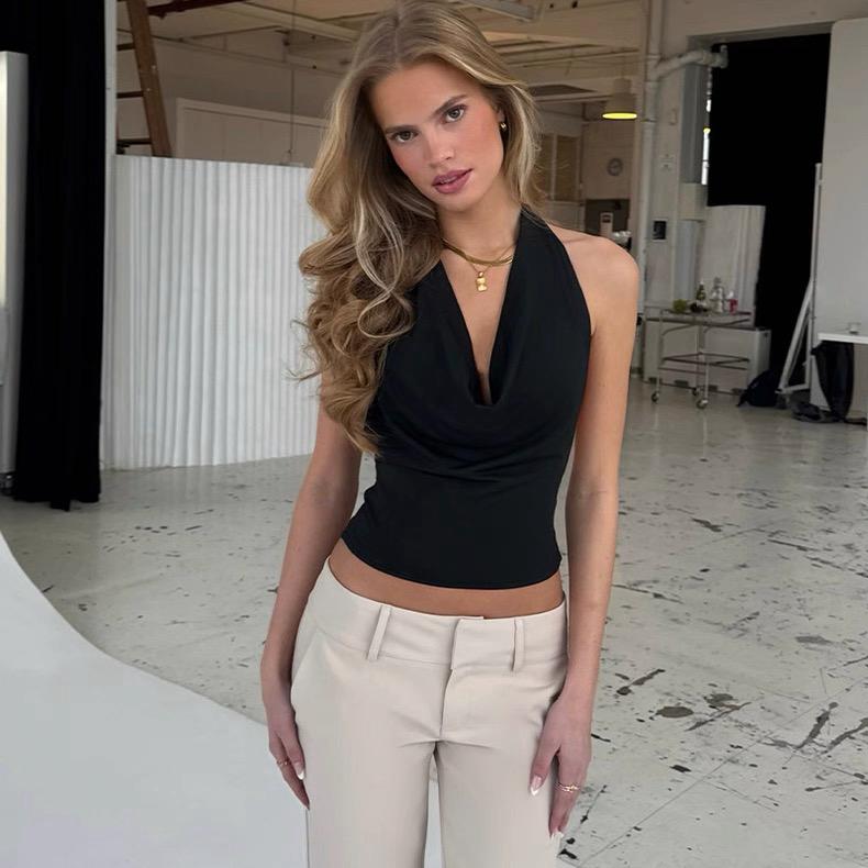 SATIN HALTER NECK CROP TOP